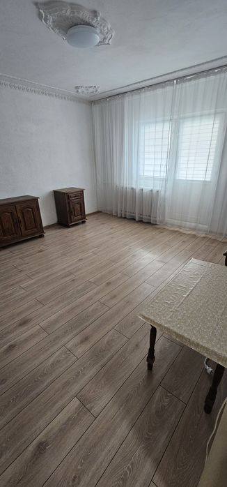 Apartament de inchiriat