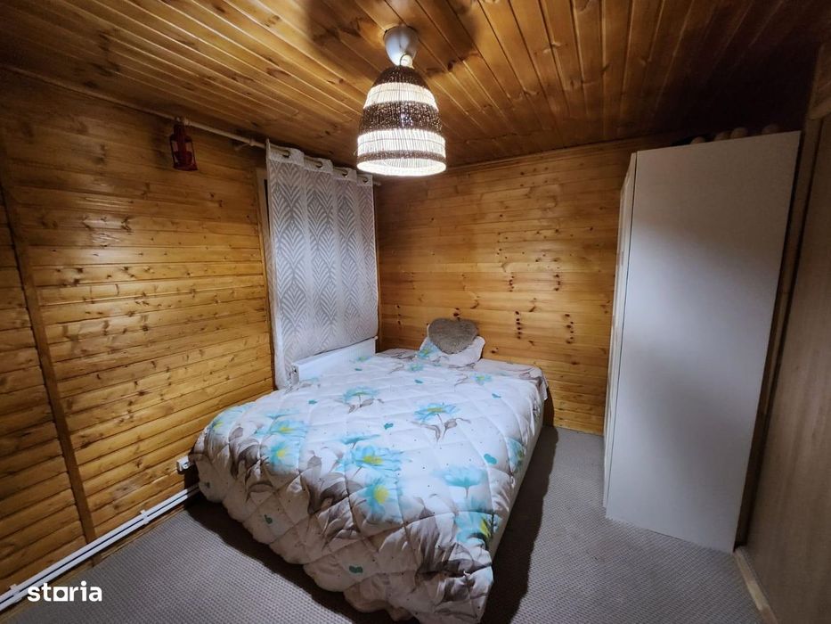 Vilă de vacanță cu 6 dormitoare, lângă Lacul Nufărul – Reci