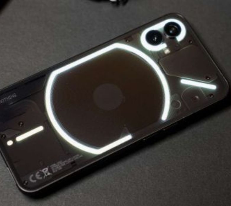 Продам смартфон Nothing phone