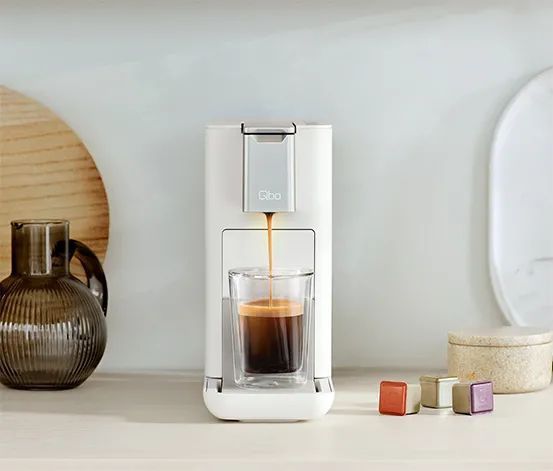 Aparat de cafea cu capsule Tchibo Qbo ESSENTIAL