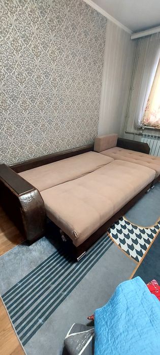 Диван угловой расклодной