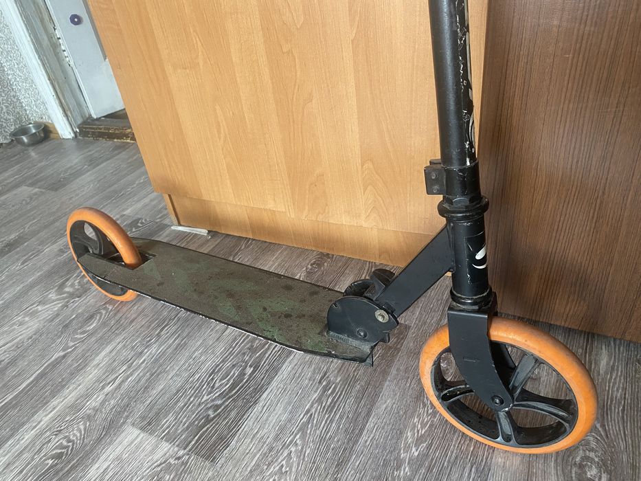 Самакат продам..