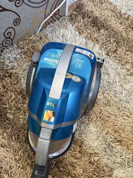 Продается Пылесос самсунг