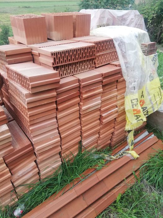 Cărămidă ceramică nouă 12 cm grosime înălțime 24 cm lungime 47