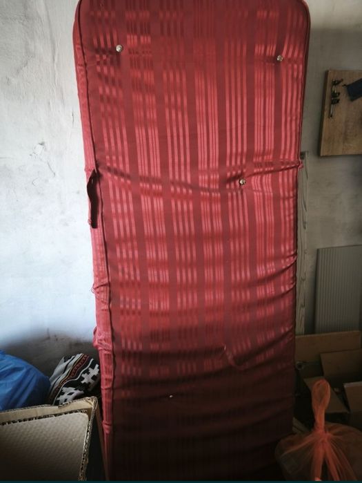 Продам матрасы б/у