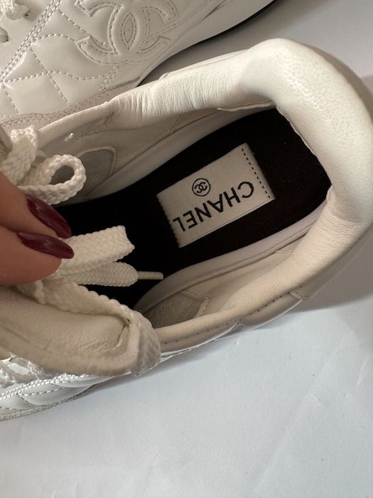 Спортни обувки естесвена кожа