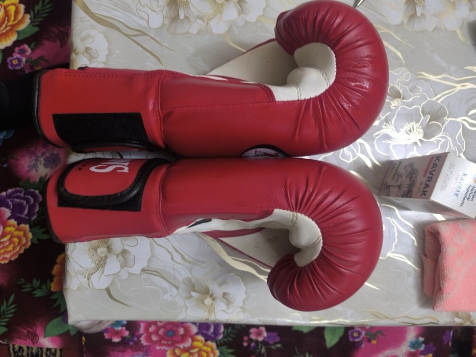Бокс перчаткалари
