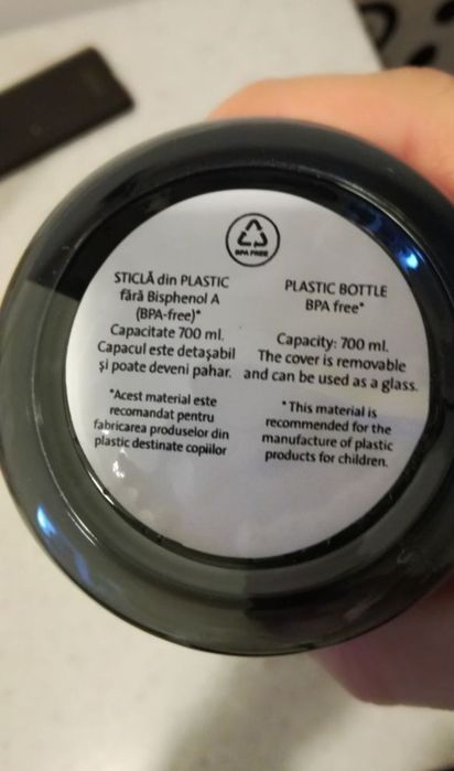 Sticla plastic capac detasabil pahar 700ml transport