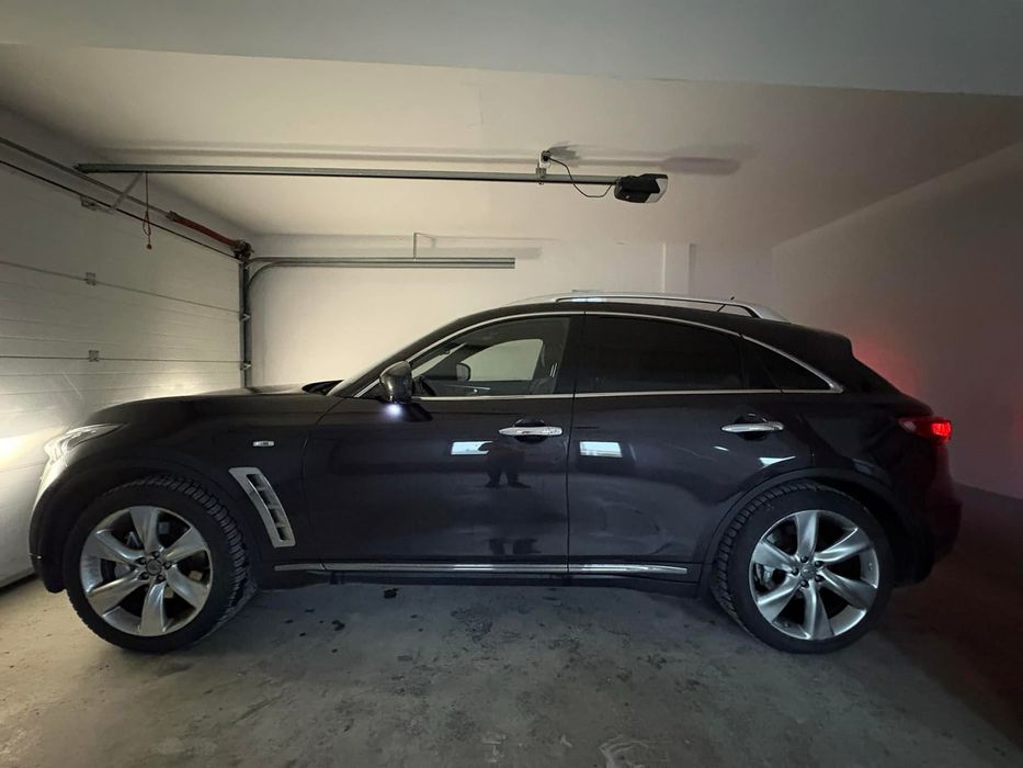 Infiniti FX 30 d S Premium