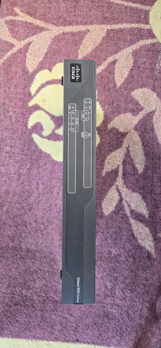 Router cisco C881