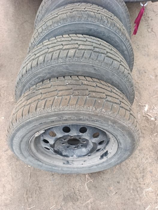 Продам колеса р14 шипы