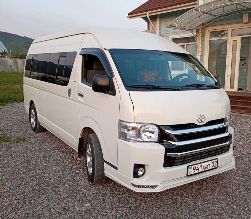 Аренда минивэнов  .Трансфер . Пассажирские перевозки