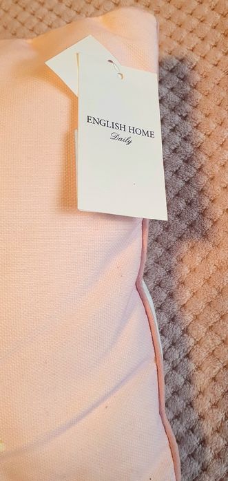 Нови одеало и възглавничка English Home