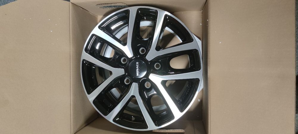 16" Джанти за бус Мерцедес 6 130/5 130/ Форда 5 160