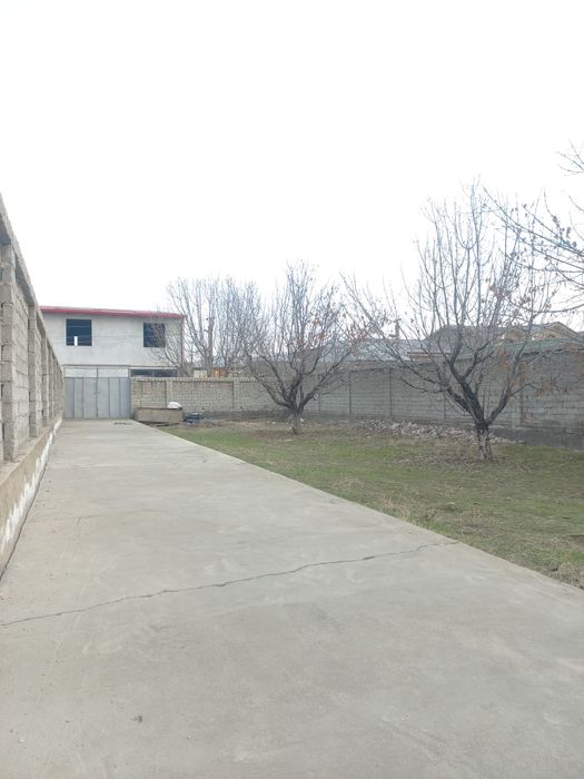 Uchastka sotiladi !!!