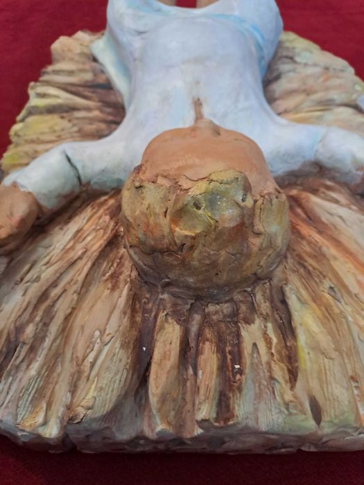 Pruncul Isus bazorelief statueta din teracota 47/37 cm