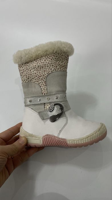 Вся обувь с деффектами