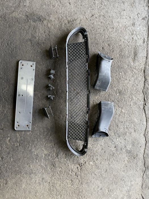 Части от предна М броня за BMW E60/E61