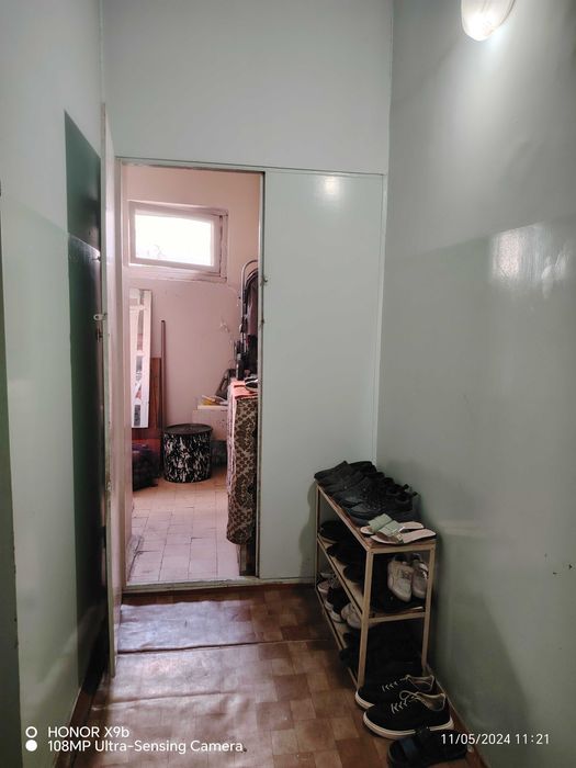 Сергели тумани Куйлик 6 дахаси 6 уй 120 квм метрога 100 метр