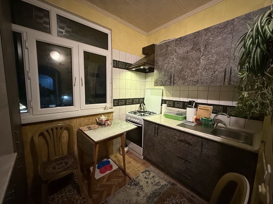 СРОЧНО !! Продается квартира в Яшнабаде 3/3/5 ( 68 кв/м ) Авиасозлар 3