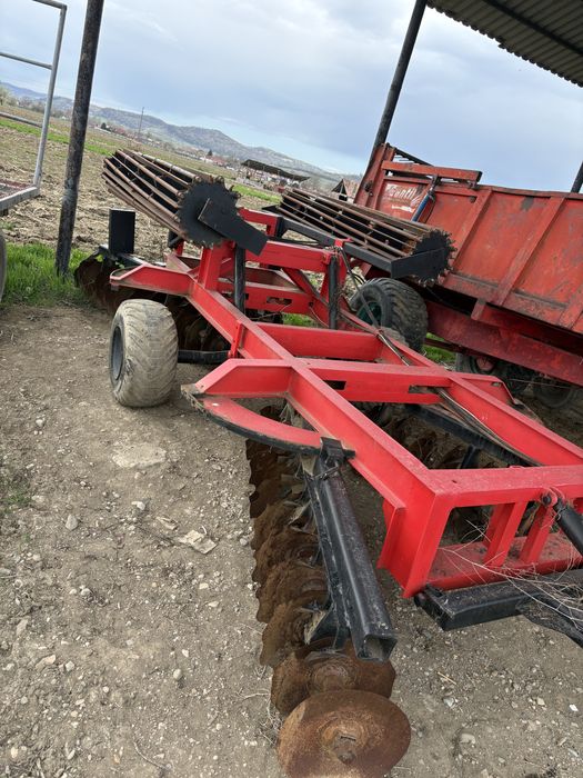 Semanatoare de porumb 6 randuri si Disc de 6 metri