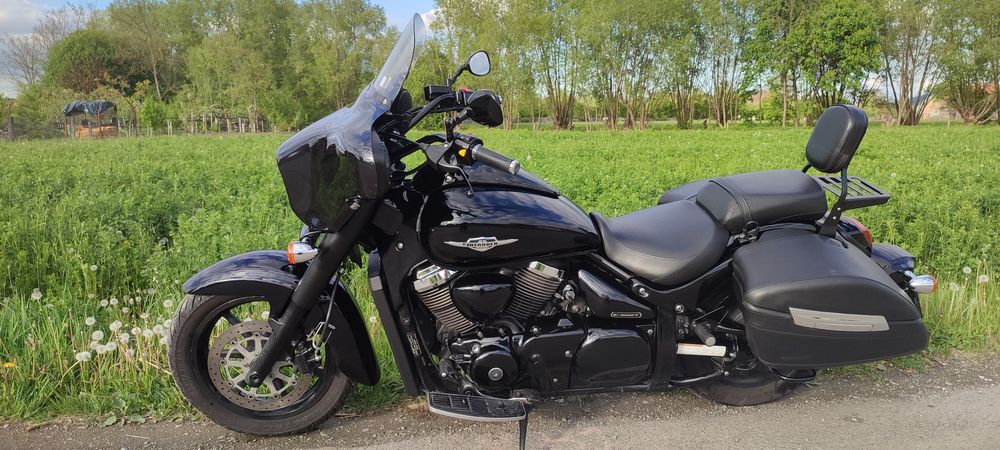 Suzuki VL 1500 Intruder Black Edition