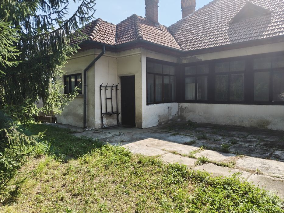 Vilă interbelică 1938, arh. Prager, teren 1450 mp, vedere panoramică, Câmpulung Muscel
