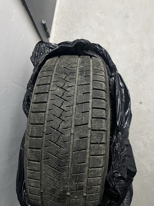 Triangle PL02 235/45 R18 98V без шипов