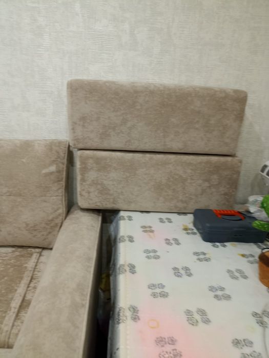 Продам диван 3 метра