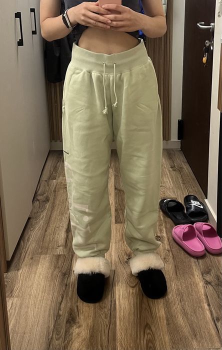 Дамско долнище Nike