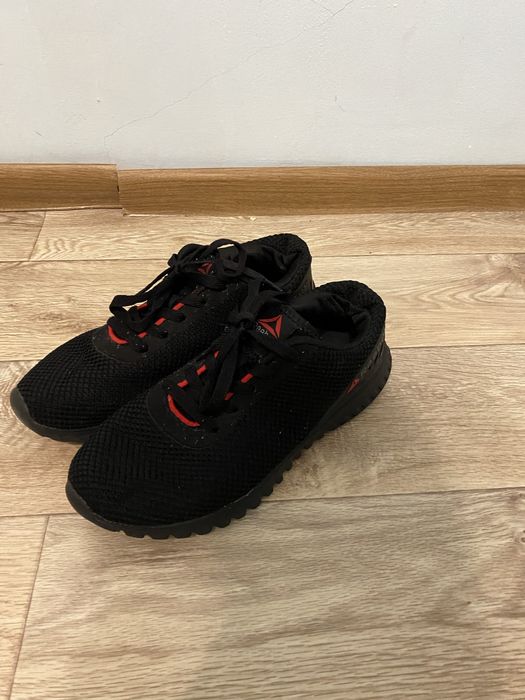 Кроссовки Reebok