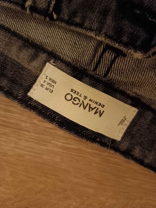 Blugi Mango, stare impecabila