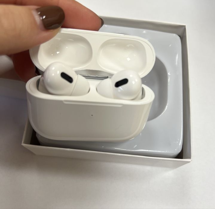 Безжични слушалки с кейс