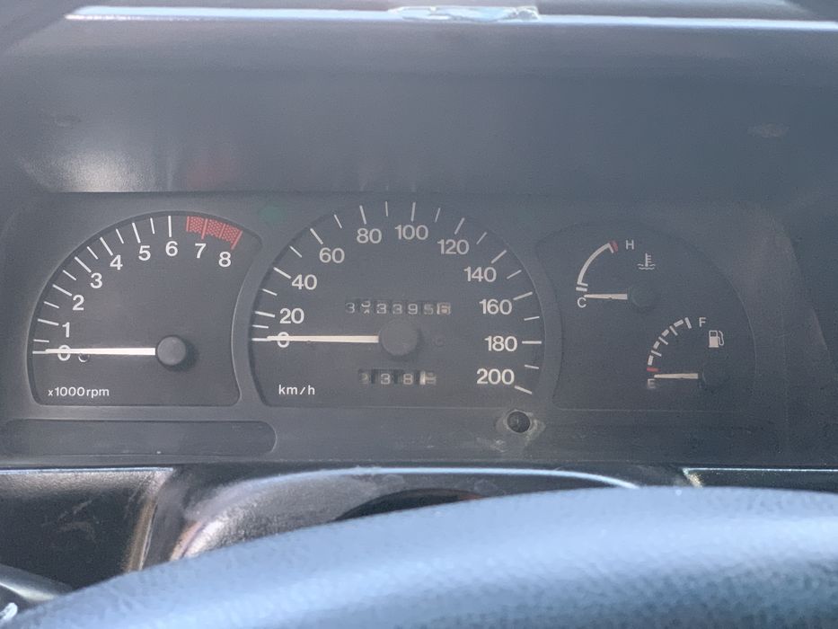 Nexia 1 sotiladi Samarqand pastdargom