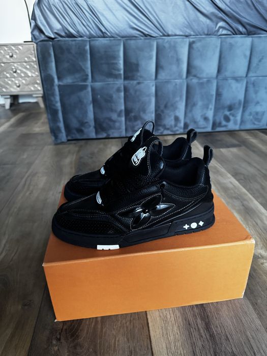 Lv skate all black
