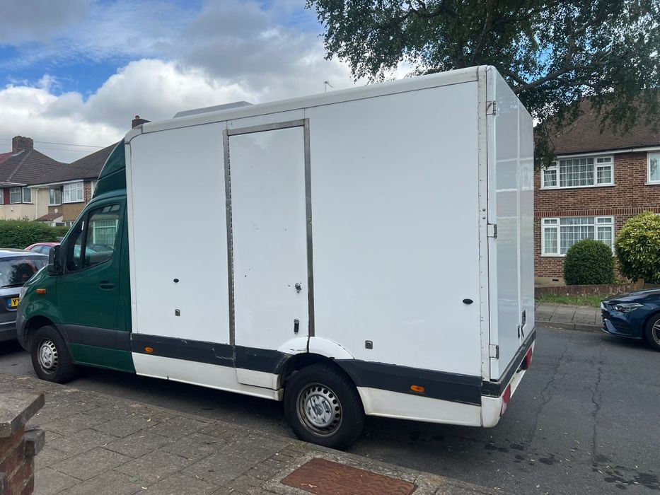 Dezmembrez Mercedes Sprinter  907 2019