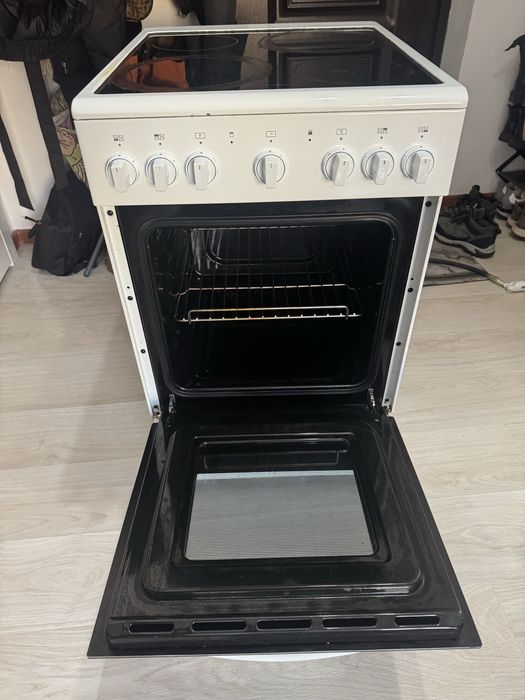 Продаётся электрическая плита