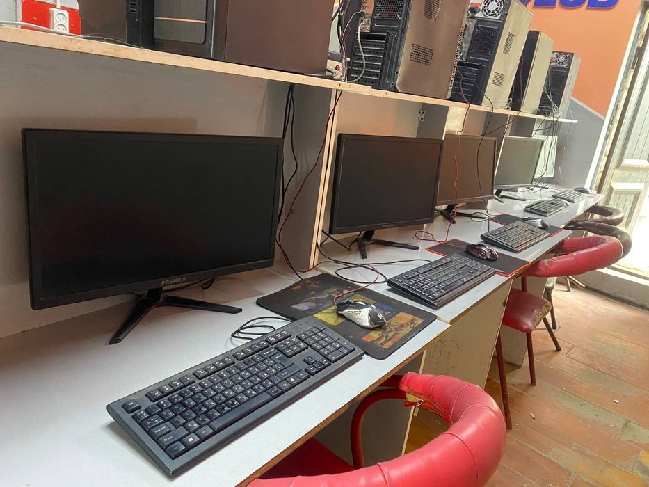 Igrovoy komputer komlekt sotiladi . Holat  zur. N