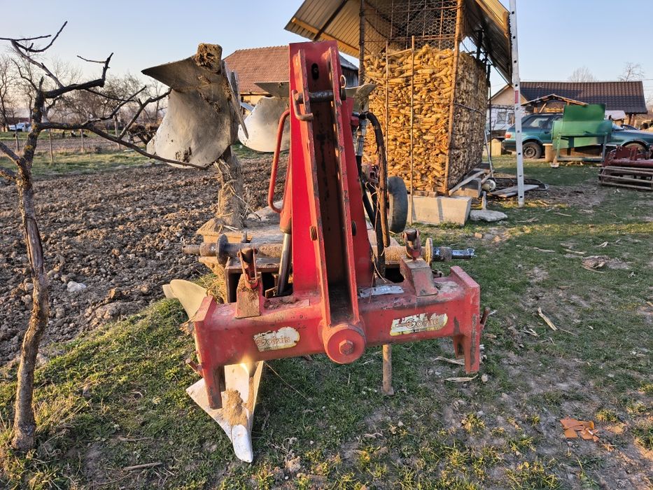 Plug 3 brazde reversibil