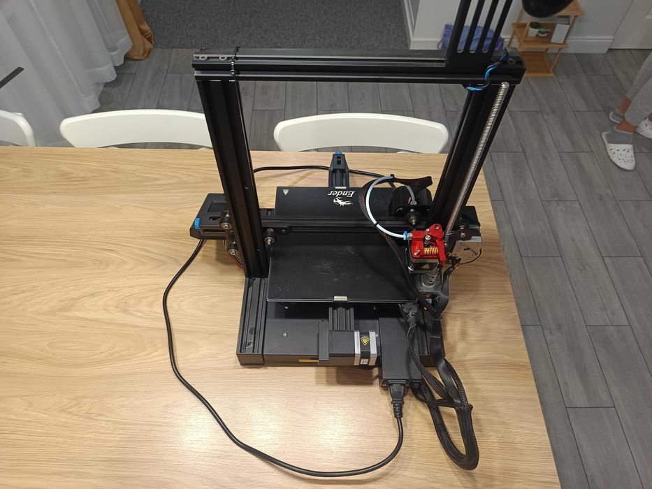 Imprimantă 3D Creality Ender 3-V2