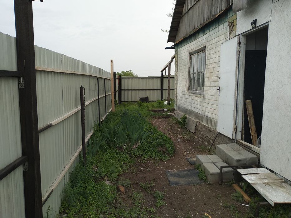 Продам дачу с домиком ,9 соток(гос.акт)