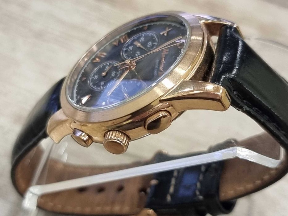 Часовник Massimo Dutti