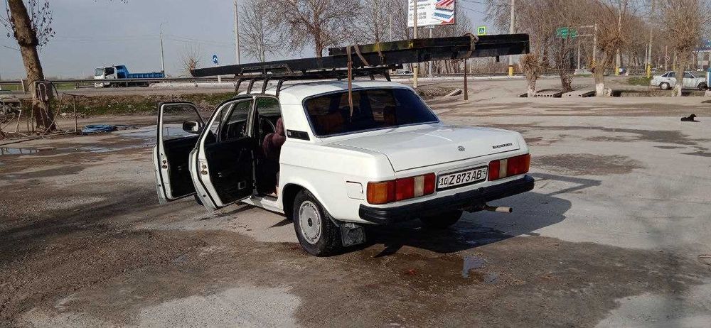 Продаю ГАЗ 31029 .