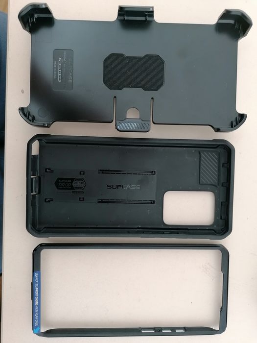 Carcasă pentru protecția telefonului