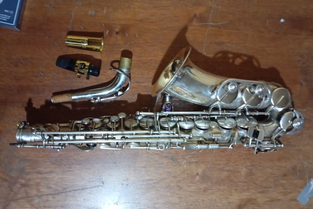 Альт саксофон B&S