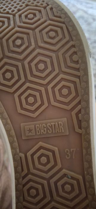 BIG STAR. Nr 37 - stare foarte buna