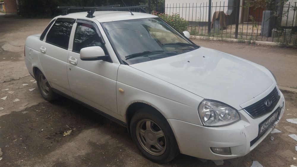 Продам Приору 12