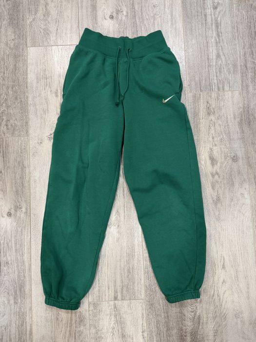 Зелен комплект Nike