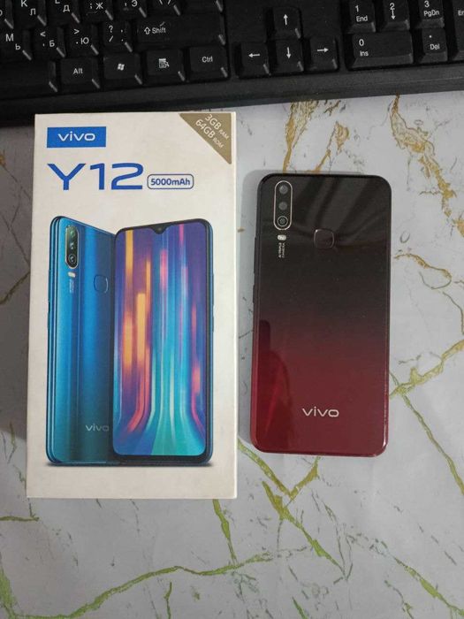 телефон Vivo Y12