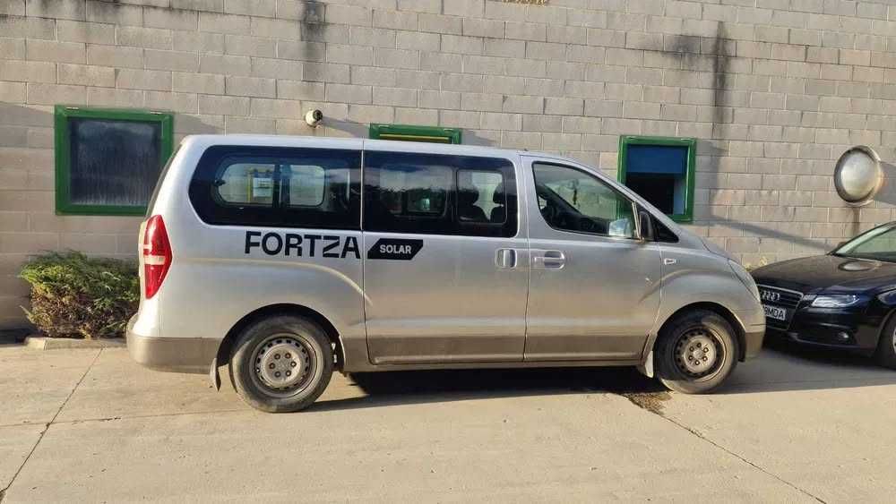 De vanzare masina Hyundai H1